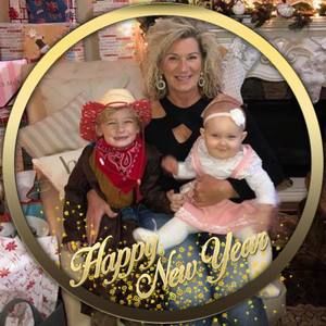 Meet your Posher, Dana